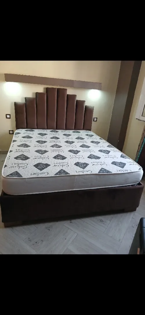 Lit capitonné 2 places+ matelas 3d réversible