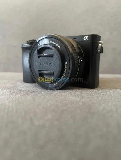 Sony Alpha (série A6000) + Objectif 16-50mm OSS