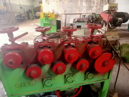 Machine pour tige filetée 