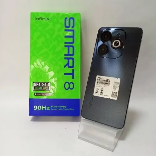 infinix Telephone smart 8 infinix