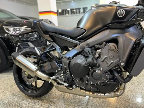 Yamaha Mt 09 performance 2025