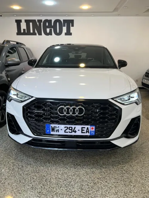 Audi Q3 2023 S line