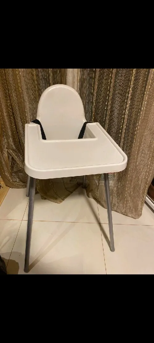 PACK ( table rechange bébé avec bénoir intégré + chaise à manger bébé )