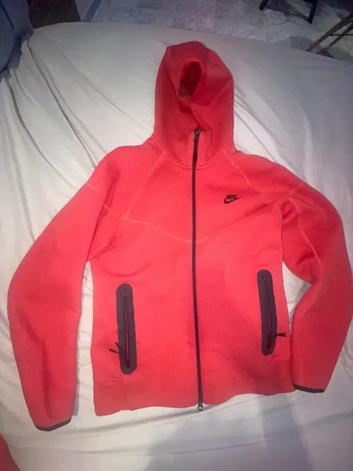 Nike tech fleece 