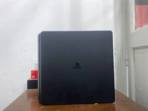 Ps4 slim 1tb flashé