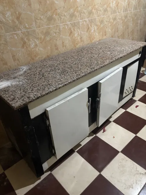Pétra bateur frigo lave a bord
