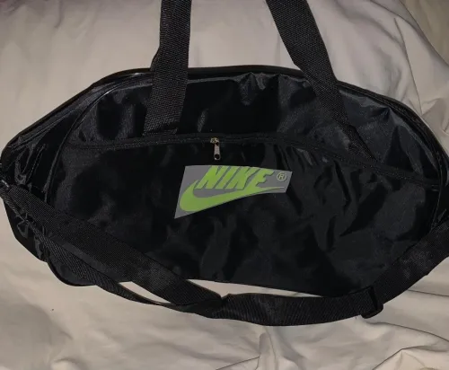 Sac de sport neuf  Grande capacité  Plusieurs modèles disponibles