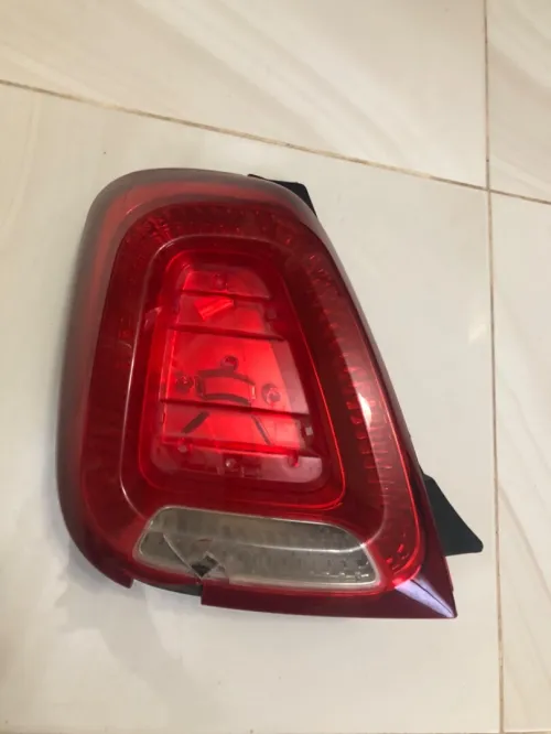 Feu arrière côté gauche Fiat 500