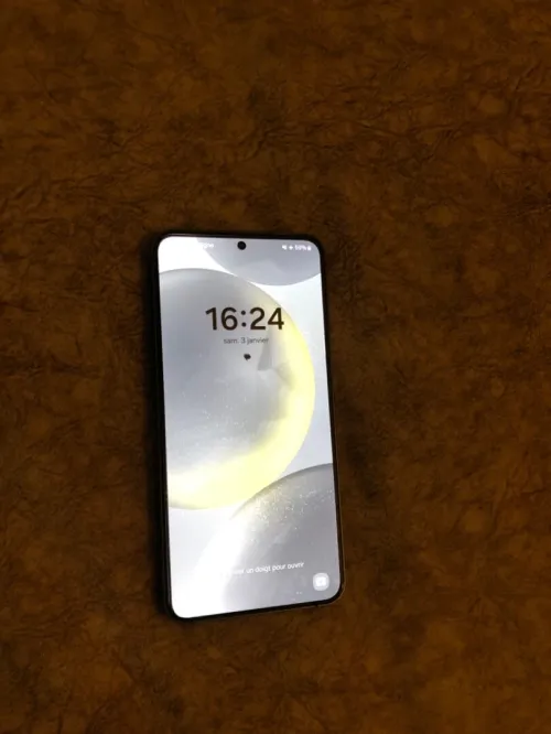 Samsung S24