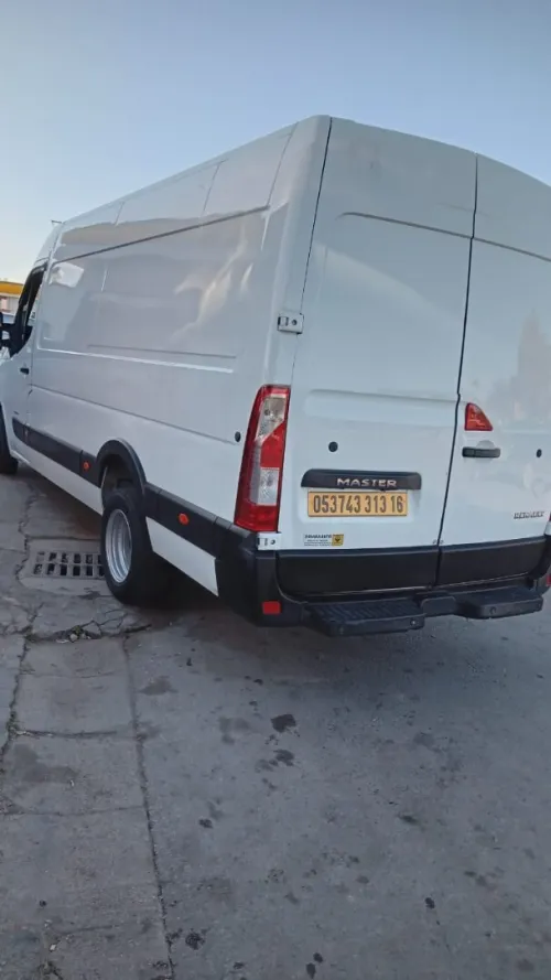 Renault Renault 2013