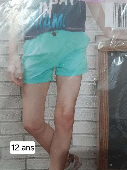Short fille marque C&A