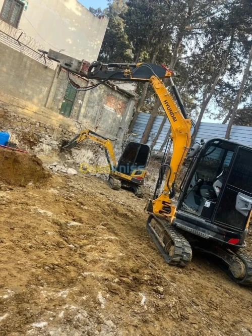 Toute les travaux de terrassement et démolition  des bâtiments et terrassement des bassins d'eau