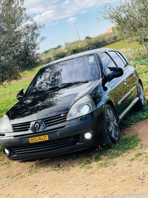 Renault Clio 2 2004 Initial