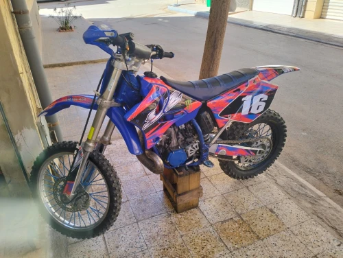 YAMAHA YZ250 2004