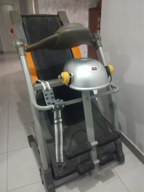 Tapis roulant avec vibromasseur