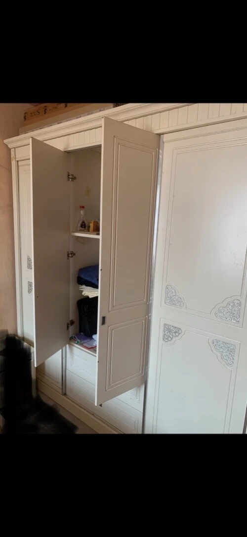 Armoire