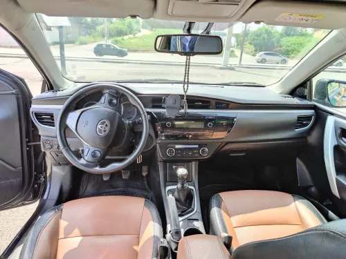 Toyota Nouvelle Corolla 2014 Premium
