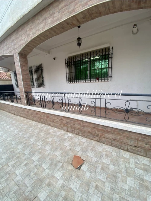 Location Appartement F5 Annaba Annaba