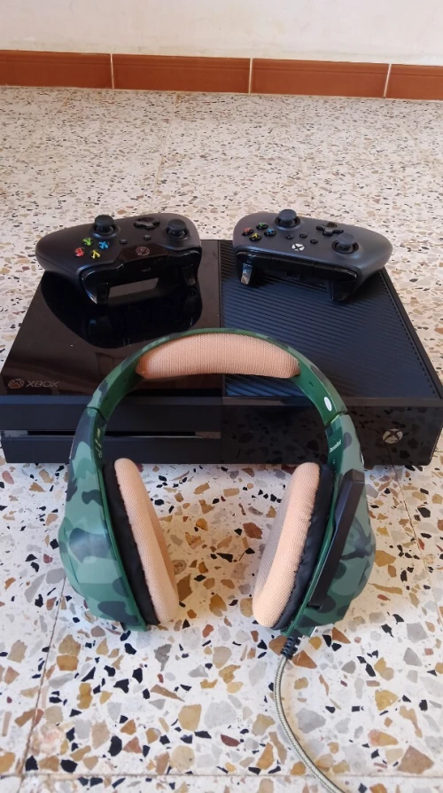 XBOX ONE CONSOLE