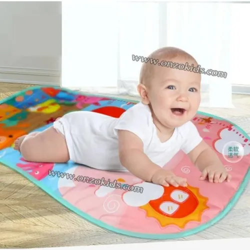 Tapis de jeu avec hochet et piano pour jambes