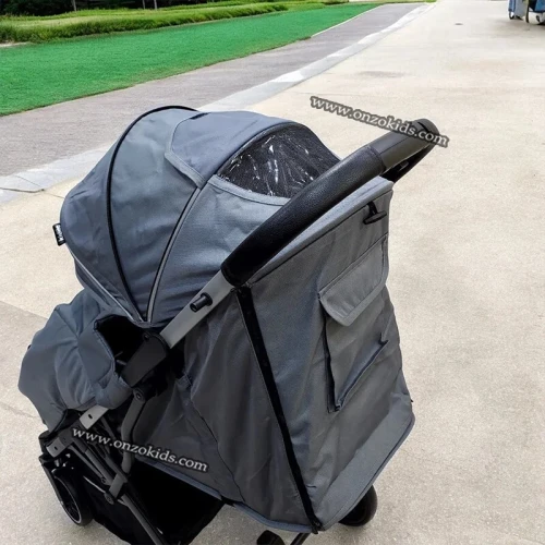 Poussette de luxe Compacte avec cache Pieds pour voyage - kidilo
