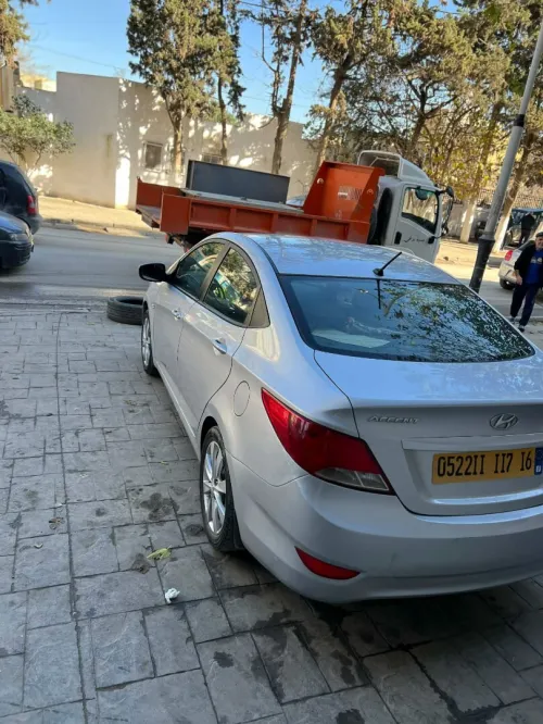 Hyundai Accent RB  4 portes 2017 Accent RB  4 portes
