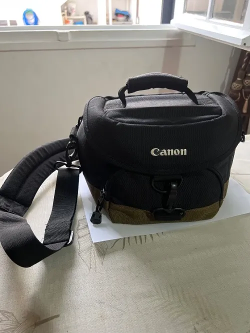Camera Canon EOS 600 D