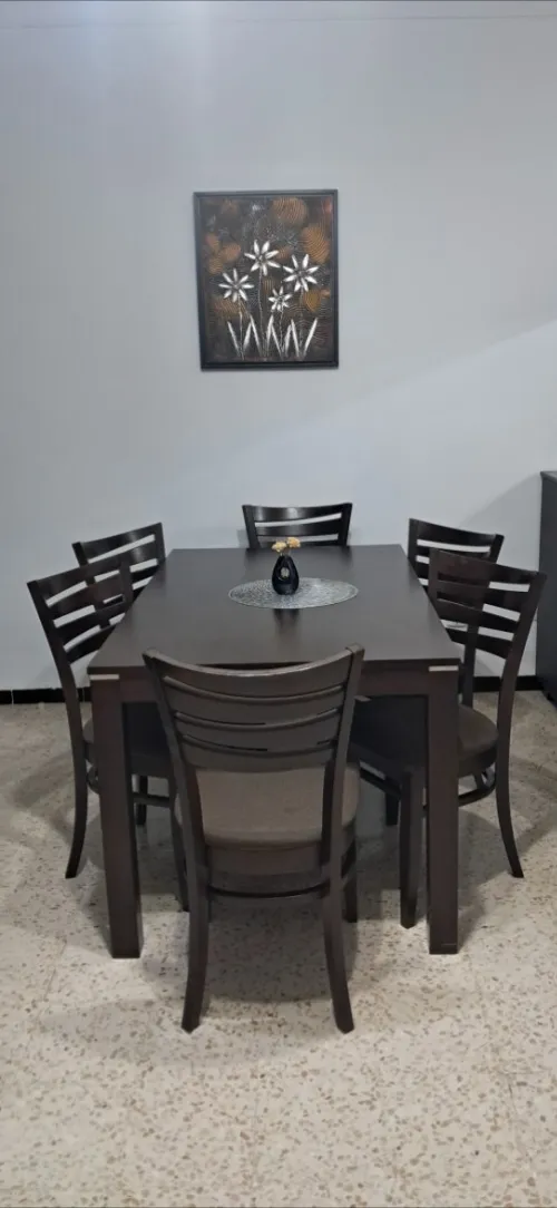 Table pour salle à manger plus bayou.