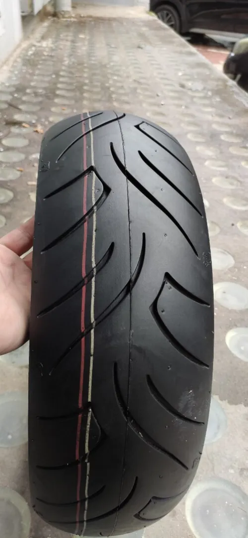 Pneu moto 150 70r14