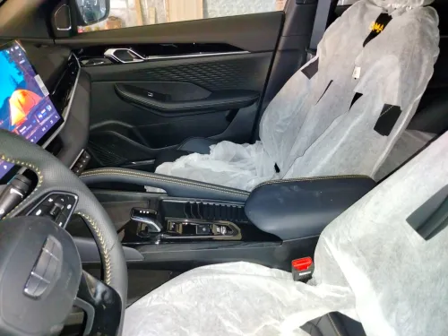 Geely Coolray 2026 
