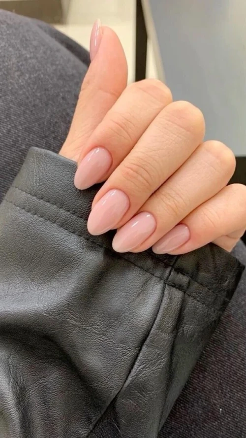 Press on nails