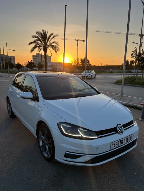 Volkswagen Golf 7 2018 Carat