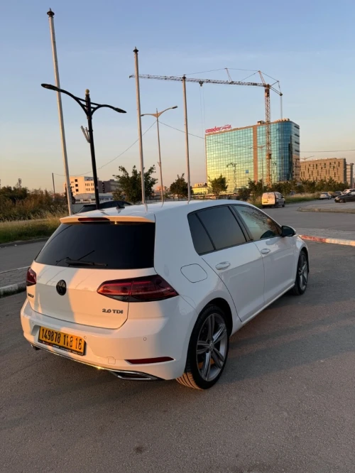 Volkswagen Golf 7 2018 Carat