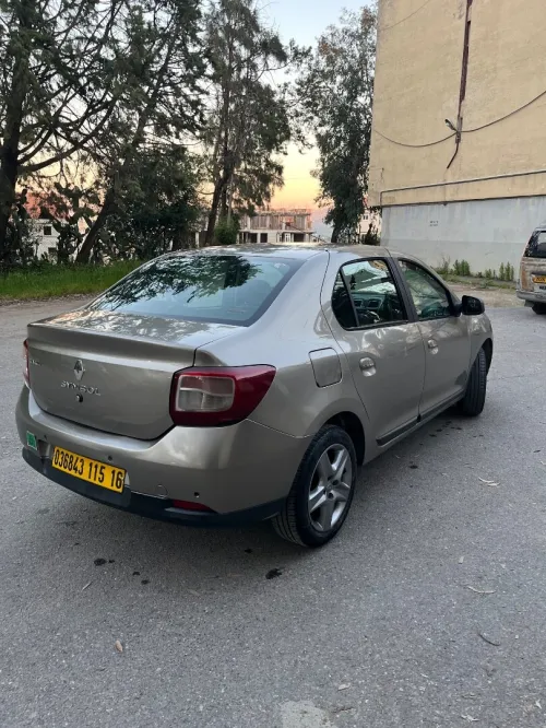 Renault Symbol 2015 