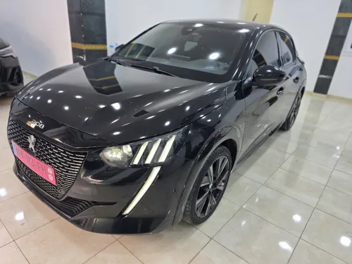 Peugeot 208 2025 GT