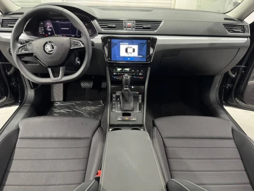 Skoda Superb 2026 Pro