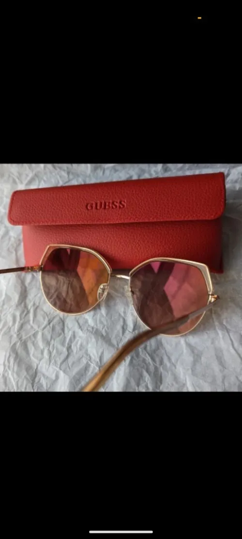 Guess neuves 