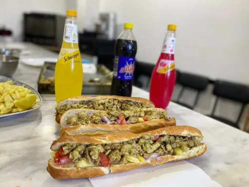 تكوين البيتزا والأكل السريع