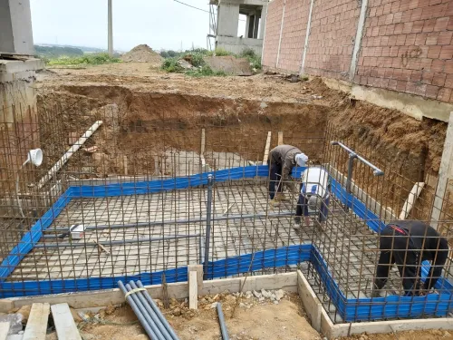 EQUIPEMENT DE PISCINE /SPA/ COMPETITION/ ET REALISATION /SERVICE