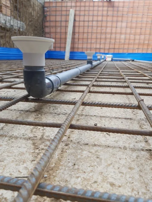 EQUIPEMENT DE PISCINE /SPA/ COMPETITION/ ET REALISATION /SERVICE