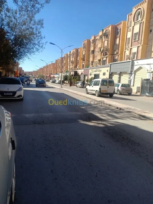 Location Local Laghouat Laghouat