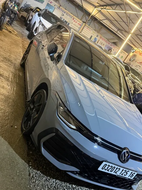 Volkswagen Golf 8 2025 R- Line 