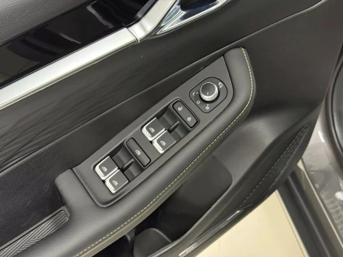 Geely Coolray 2026 VUS