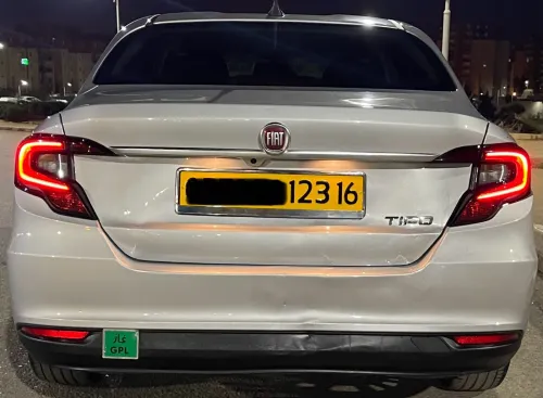 Fiat Tipo Sedan 2023 Life (boîte automatique)