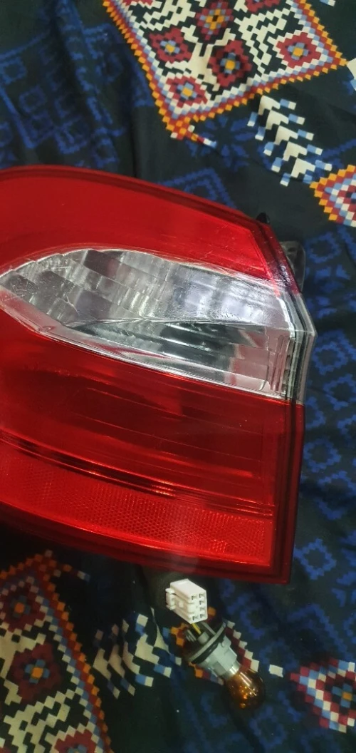 Stop arrière kia rio
