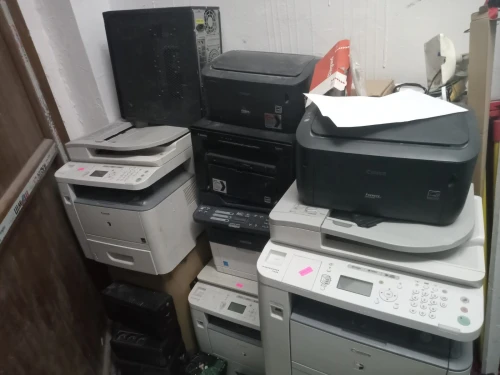 LOT DESKTOP ECRAN ET IMPRIMANTE