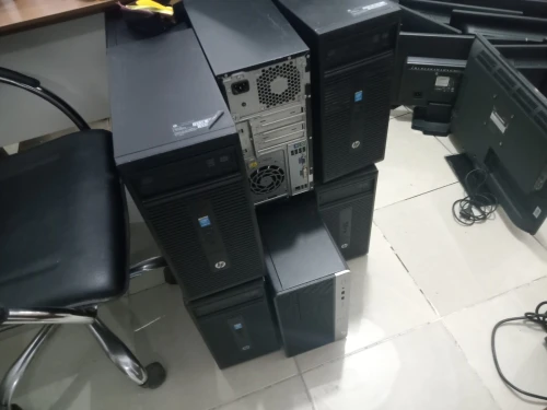 LOT DESKTOP ECRAN ET IMPRIMANTE