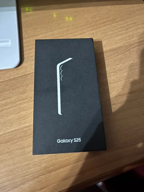 Samsung S25 12/128 2puce