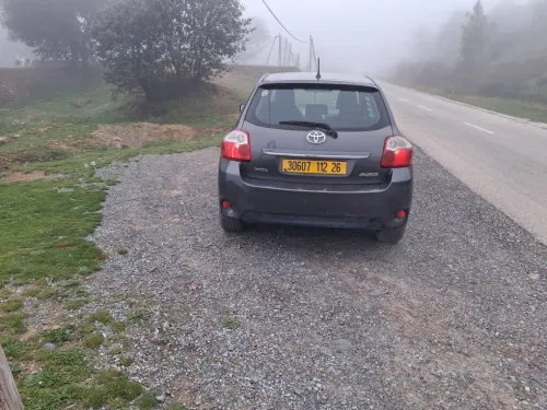 Toyota Yaris 2012 