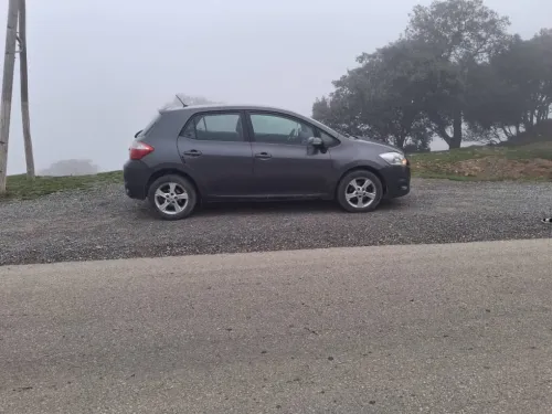 Toyota Yaris 2012 